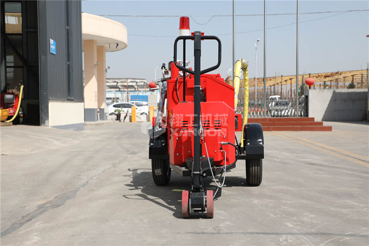 車載式灌縫機(jī)與普通灌縫機(jī)的不同之處，給你列好了