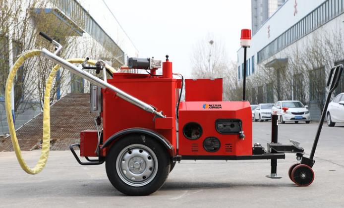 瀝青灌縫機磨合期，操作對了嗎